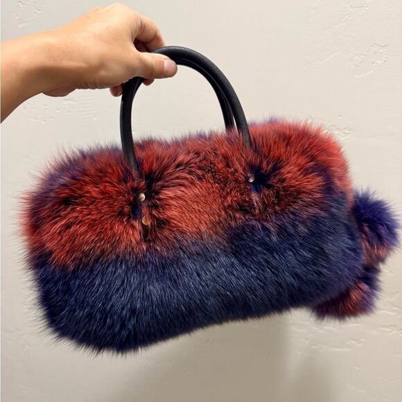 2 Tone Gradient Real Fox Fur Handmade Boston Bag/Crossbody & 2 Fur Balls Charm - Picture 4 of 17